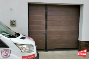 usi de garaj cu usa pietonala DusaDoor